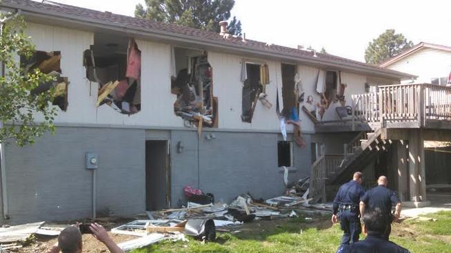 Cops chase innocent shoplifting suspect into stranger's house, then storm it with