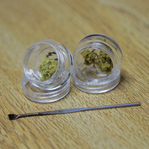 smokeyshawaii:  Are You Ready To CRUMBLE!!!!! 