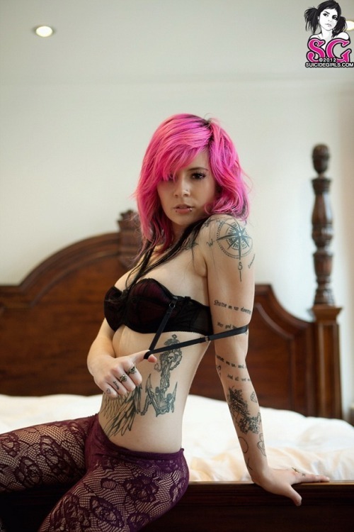 suicidegirls:  Katherine Suicide