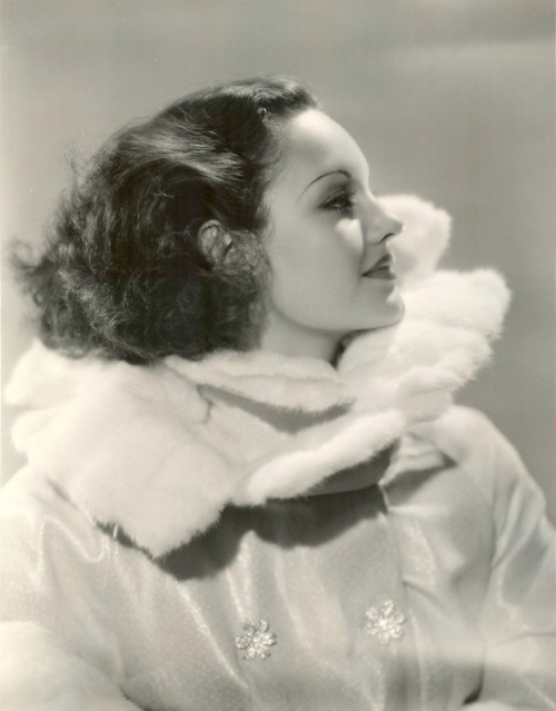 saisonciel:Rochelle Hudson by Gene Kornman, 1930s