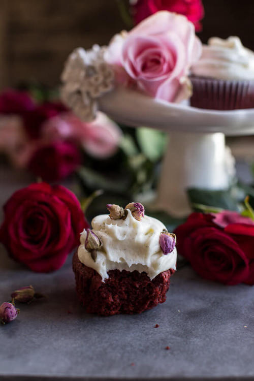 sweetoothgirl:  Deep Dark and Rosy, Red Velvet Cupcakes