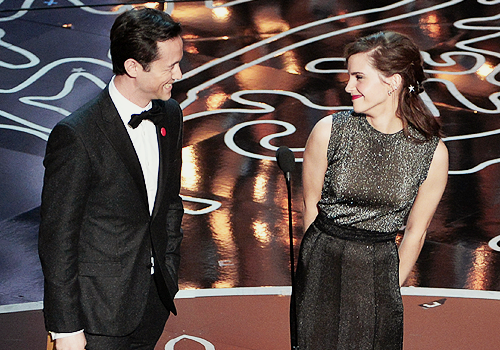 fiftyshadesen:  Emma Watson and Joseph Gordon Levitt during the 86th Annual Academy Awards - Red Car
