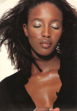 mybeautifulmultitudes:  Naomi Campbell, Amica Italia, September 20, 1996 