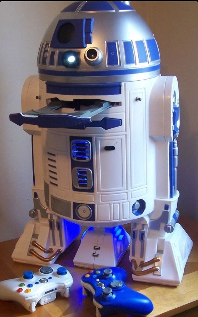 gamefreaksnz:  Custom R2D2 Xbox 360 with projector Grab yours here, if you have a