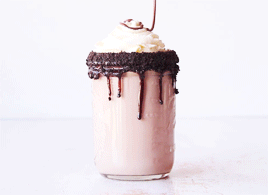 strawberry-milktea:Nutella Cheesecake Milkshakes ☆ミ