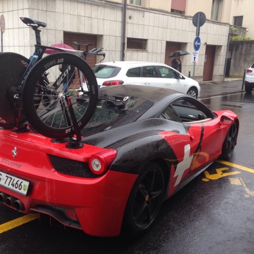 pedalitout:TT team car of the day goes to @iamcycling…. #Giro Credit sportful via ift.tt/1AmV