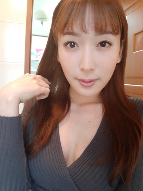 요날은 뽕긋가슴이 뽀인트~♥