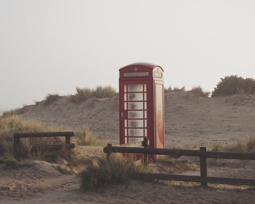 streetiphoneography:Hello?