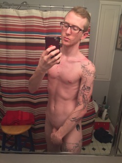 3rdistheonewithaveryhairychest:  It’s kind of a thing to take nudes before a shower, right?