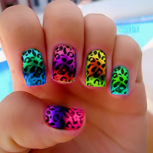odeiorotulos:  Amazing 💅 #fashionsaid #nails #fashion #art #photographer #cute