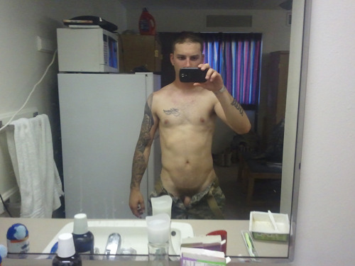 militarymencollection:  militarymencollection.tumblr.com