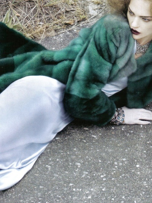 headcruise:   Sasha Pivarova in ‘It’s A Matter of Glam’ by Craig McDean for Vogue Italia October 2009  