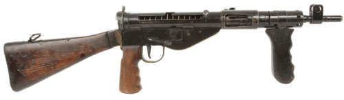 peashooter85:The Sten Mark V,One of the most popular submachine guns of World War II, the Sten gun w