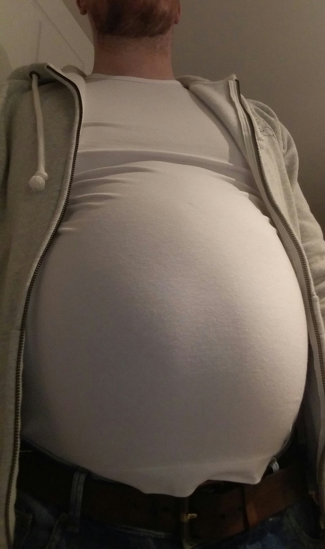 growingexjock1986:  This is before dinner??? Tonight vid will be EPIC