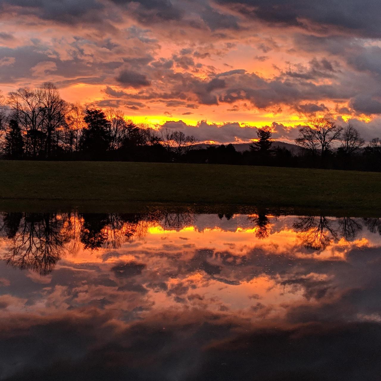 earthporn:  The last sunrise of 2018. Finally got lucky with lighting in a flooded