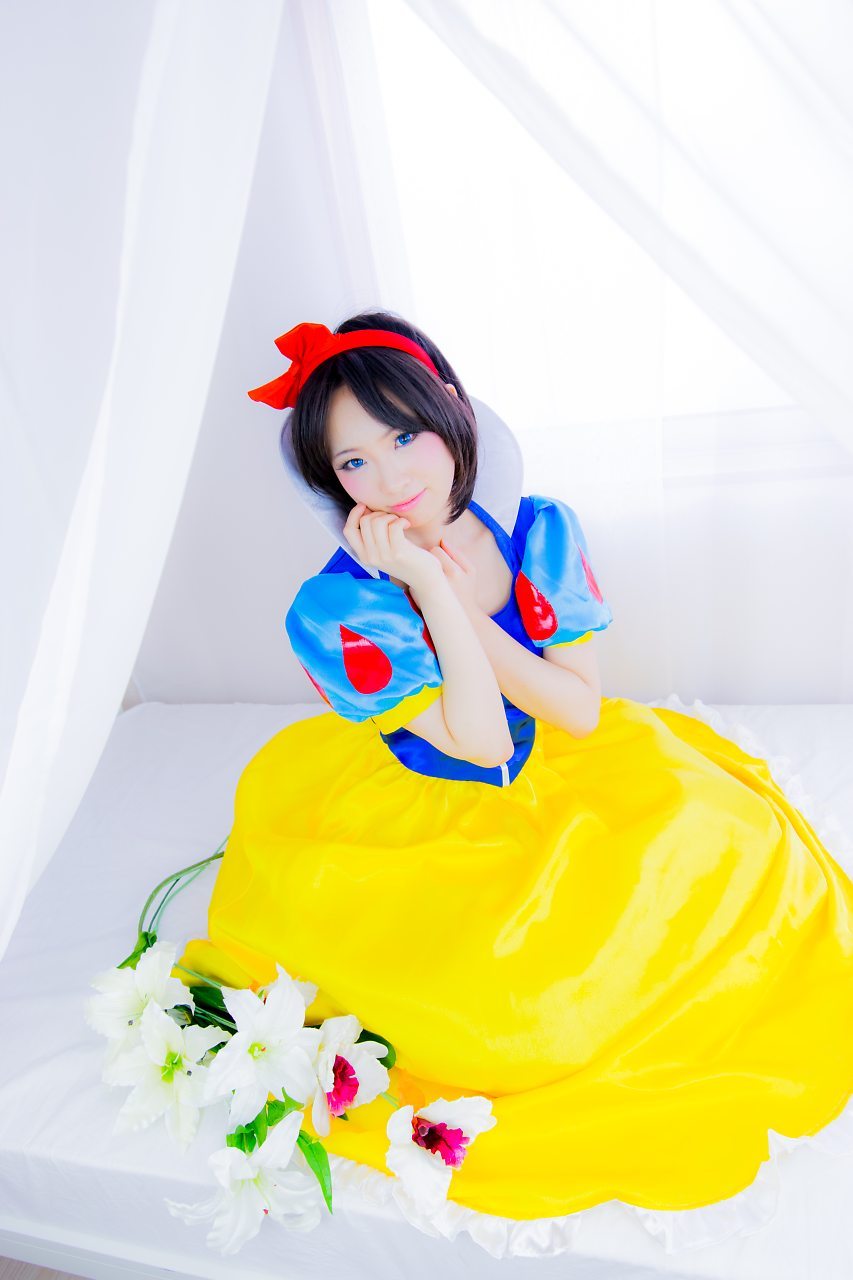 Snow White &amp; The seven Dwrafs - Snow White (Yuka) 4