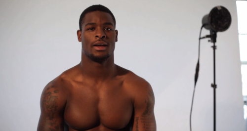 seeker310:  hotties-bodies-bigdicks:  One of my favorite athletes and biggest crushes.   Hot!! Kings!! Powerful handsome SexyFave please Reblog