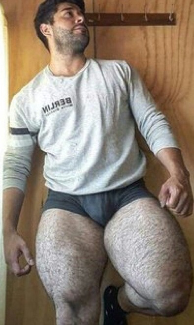 Porn photo hungbob:Got a meaty bulge, heavy balls full