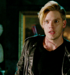 mattdaddarios:  Jace + his beautiful hair   (✿ ♥‿♥)   