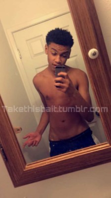 takethisbait:  Chris🎣……. 19 years old; Palm Beach Florida Photo set 2 of 2 *watch his vid🎥😍
