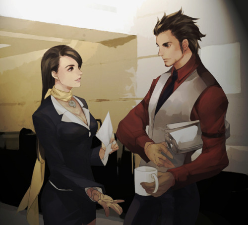 phoenixwrightgamesrock: source One of my favorite pairing in ace attorney♥♥