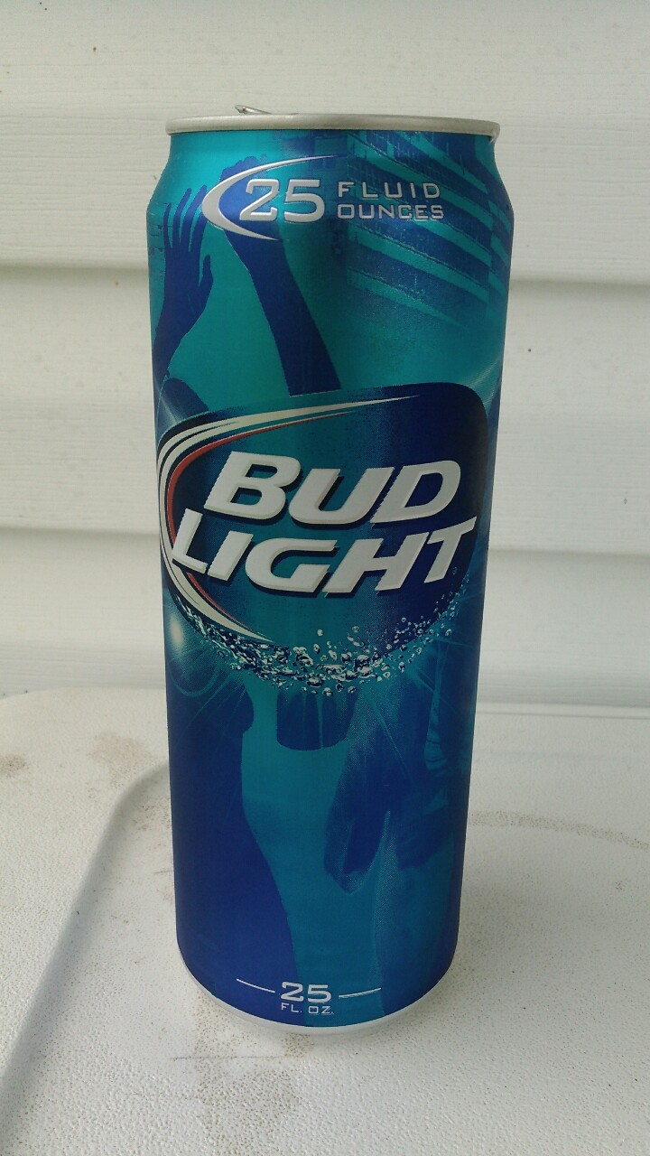 I love buddy light but there cans look like a week ass soft drink