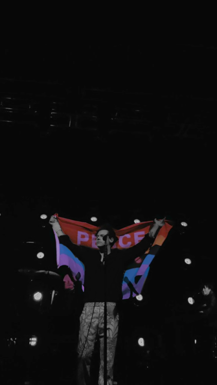 Lockscreens If you save it, like or reblog. Do not repost. H xx