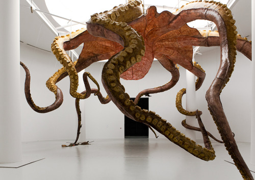 steampunktendencies - Huang Yong Ping suspends sculptural sea...