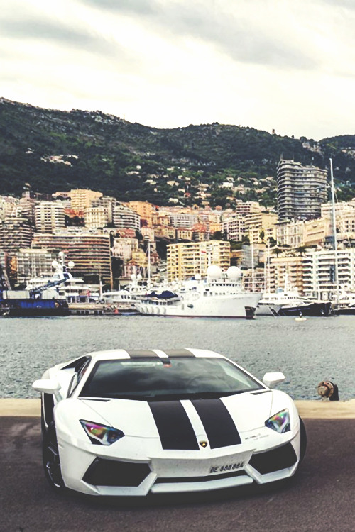 supercars-photography: Aventador in Monte Carlo