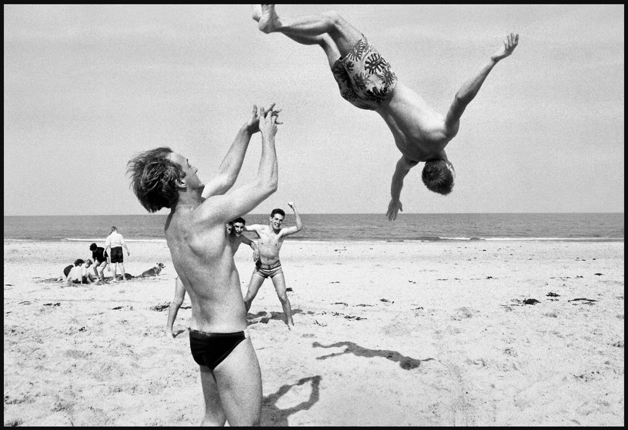 thenewloverofbeauty:  Sirkka-Liisa Konttinen-Byker:   Bathers