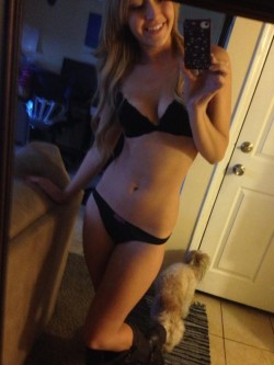 gingerbanks:  Follow my blog for more, and send me an ask to get my free cam details now! 