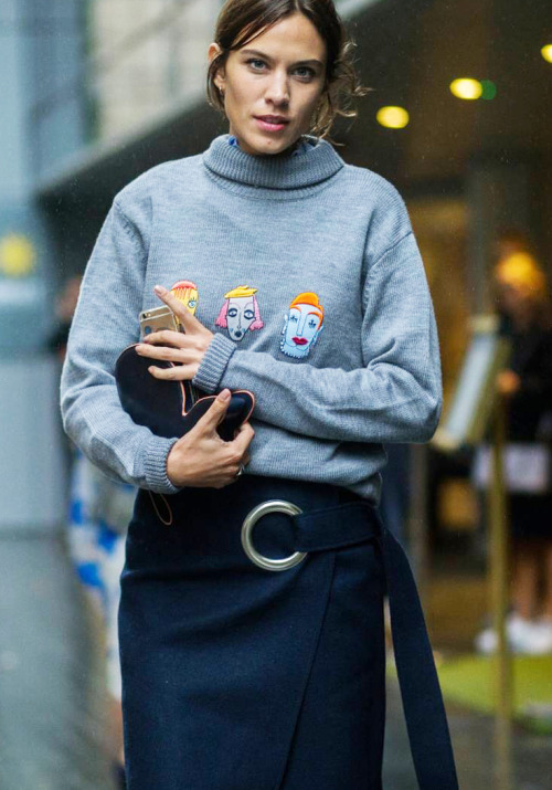 SLFMag - Stylish Winter Sweater: Alexa Chung in 3 faces...