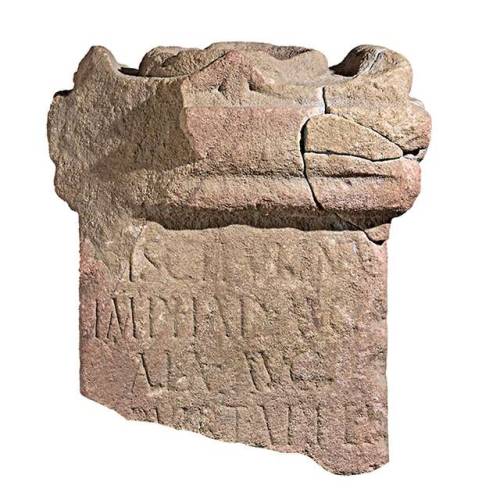 mostly-history:Altar at the Roman fort of Cilurnum on Hadrian’s Wall, dedicated to “the Discipline o