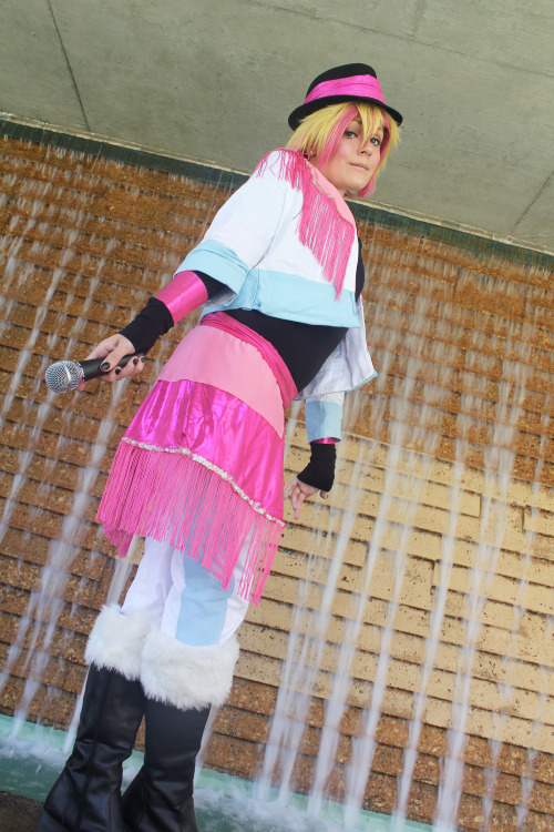 It’s time for a throwback to one of my first ever cosplays!I had such a fun time bringing Syo 