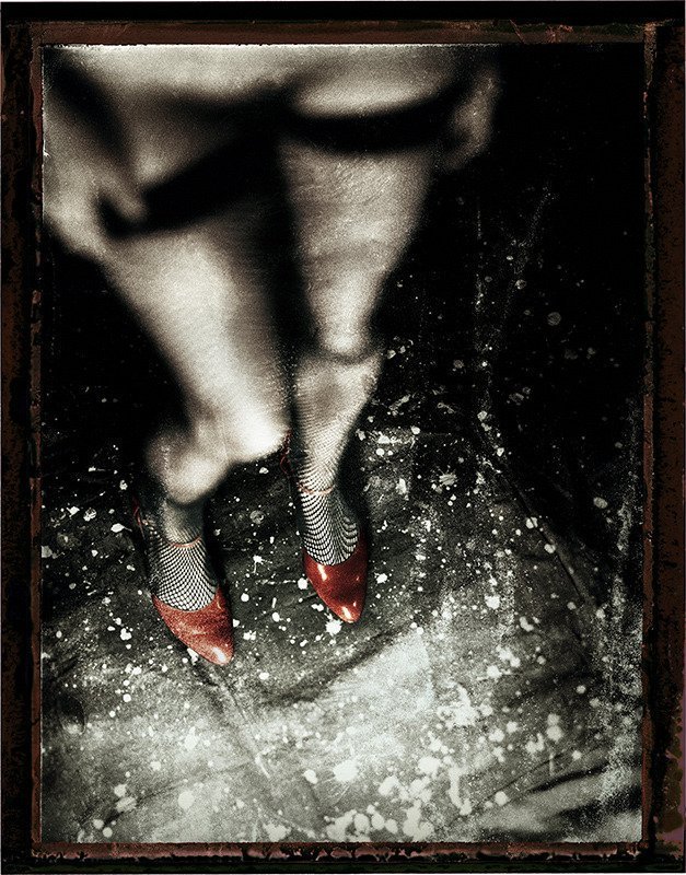 mau-indy: el-sr-cortez:  James Wigger Red Shoes  ⭐ 