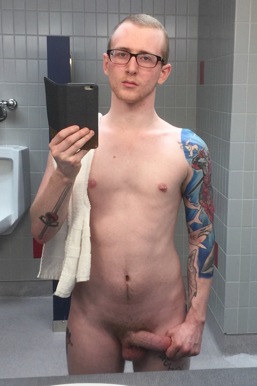 3rdistheonewithaveryhairychest:  I tried to take some nudes in the gym locker room