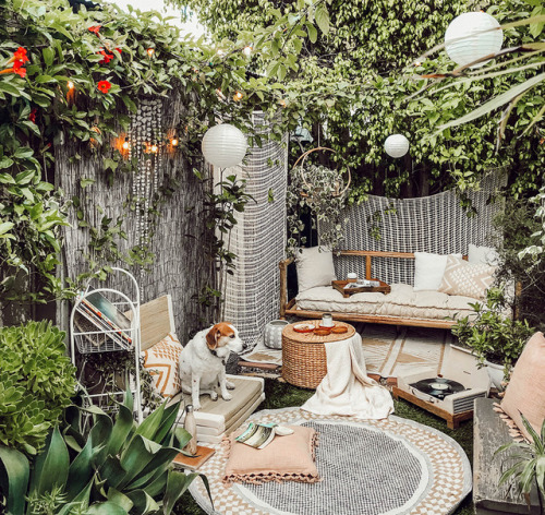 gravityhome: Cozy garden designed by Whitney Leigh Morris | shop the look: daybed - daybed cushion - storage ottoman - round rug -  triangle rug - net curtain - hanging basket - record player - triangle lumbar pillow - fringe pillow Follow Gravity Home: