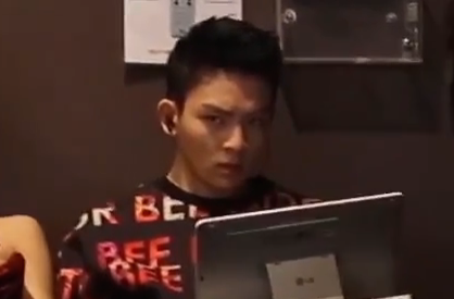 orangelavender6:  lol Ricky’s face says it all. 