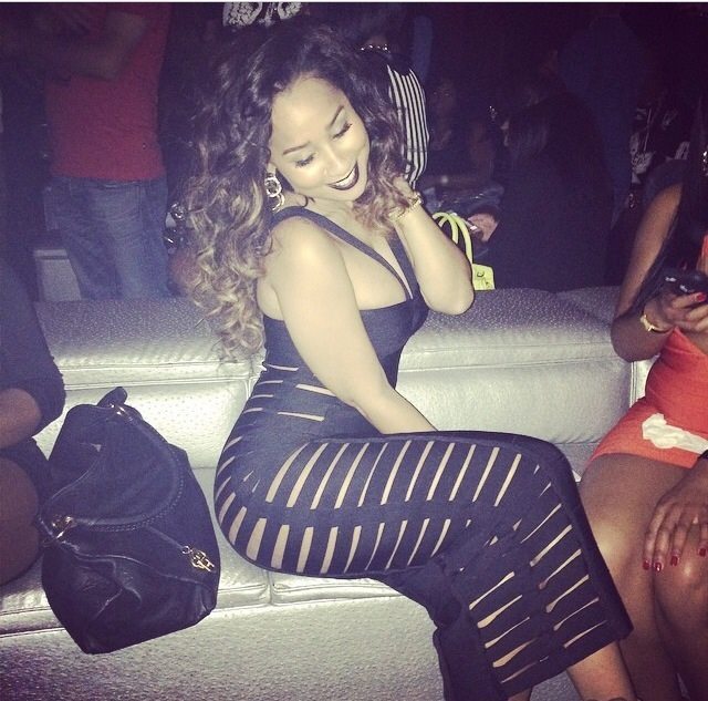 max-thicke6969:  bigpapij9:  Shades of the Day…    MaxXxwell Thicke’s Playhouse!