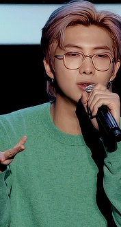 Please Give His Stylist A Raise
