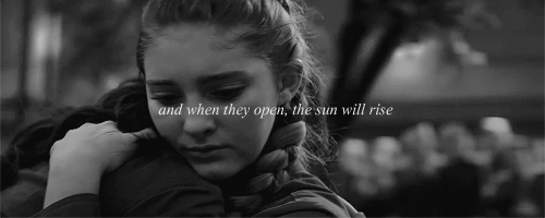 frostingpeetaswounds:  Deep in the meadow, hidden far away A cloak of leaves, a moonbeam ray Forget 