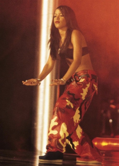 aaliyahsources: Aaliyah on the set of “Hot Like Fire” video shoot (1997)