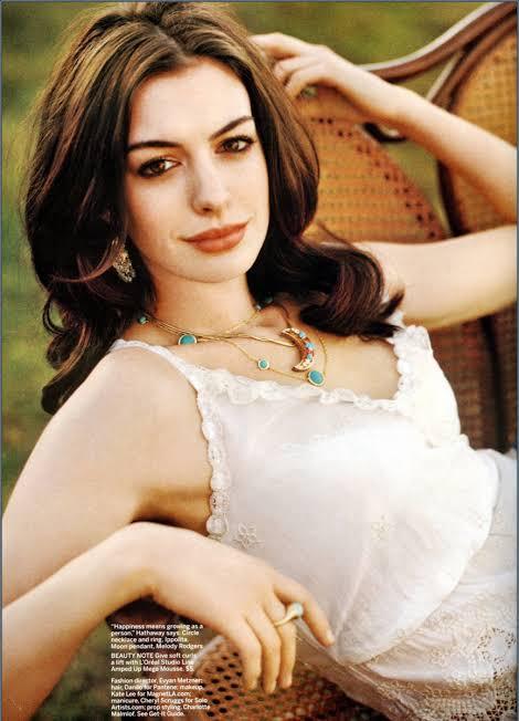 Anne Hathaway 😘