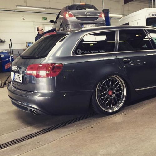 Sick and slick audi Tag the owner:  #stanced #dish #fitment #perfect #beast #mean #grey #euro #3piec