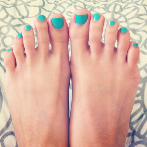 pedicuredsexy:  @pedicuredsexy<3 <3*13000+Followers 4500+Posts* 