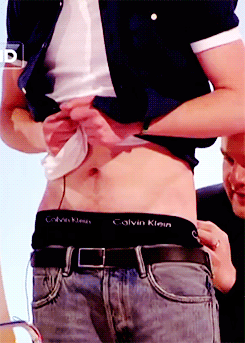  niall + boxers 