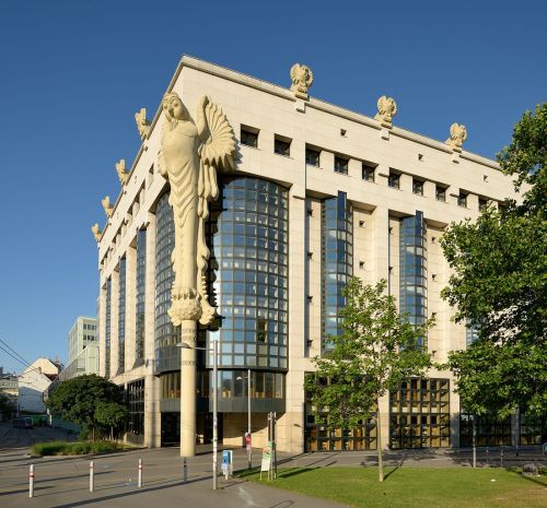 Library building of the Vienna University of Technology, photo by Peter Haas 2012. The library was b