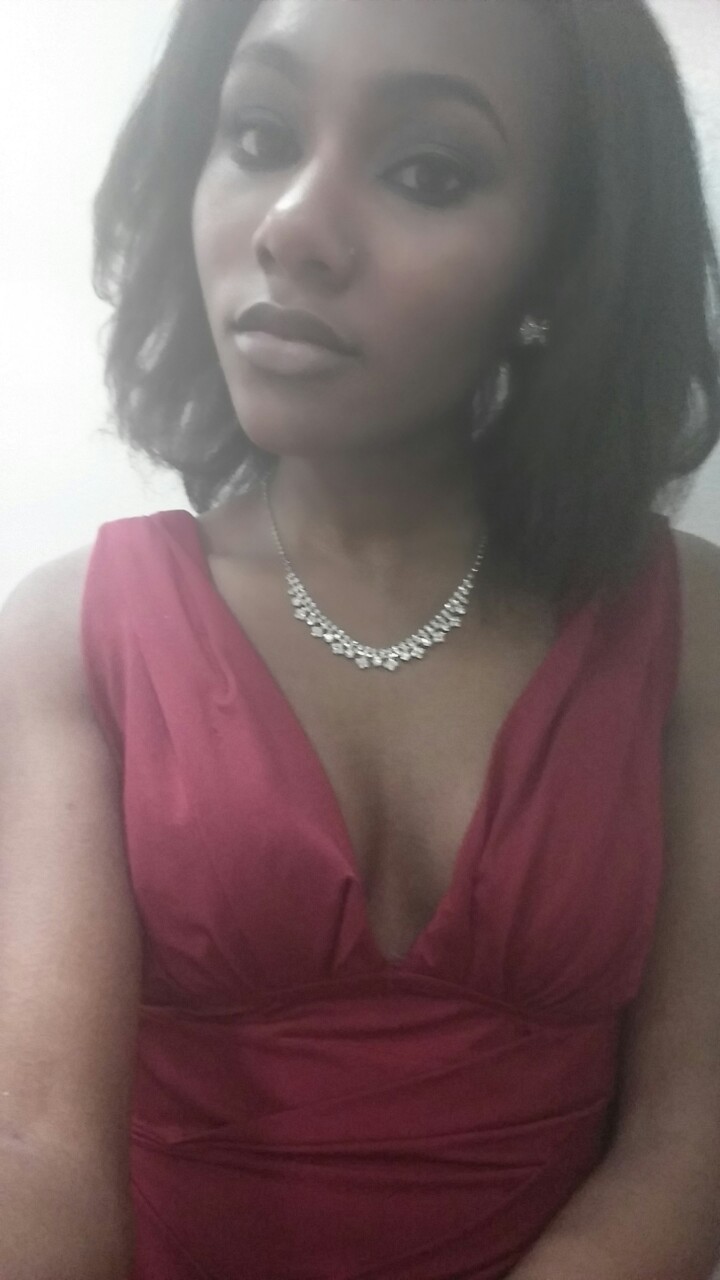 memoirs-of-a-true-diva:Starting to think red is my color 