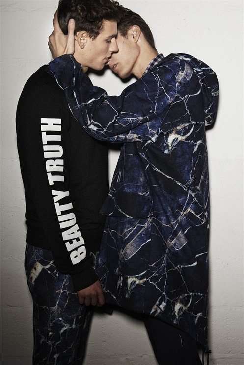 amarfoto: Mariano Ontañon + Dominik Bauer are Gay Lovers for MSGM Fall/Winter 2014 Campaign