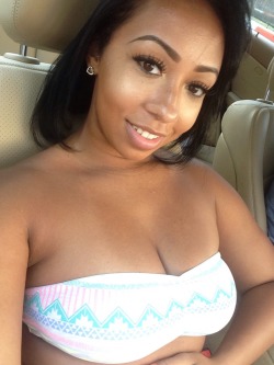 pussyconnoisseur6996:  Beautiful &amp; Thick Ebony Sheza Druq 😋